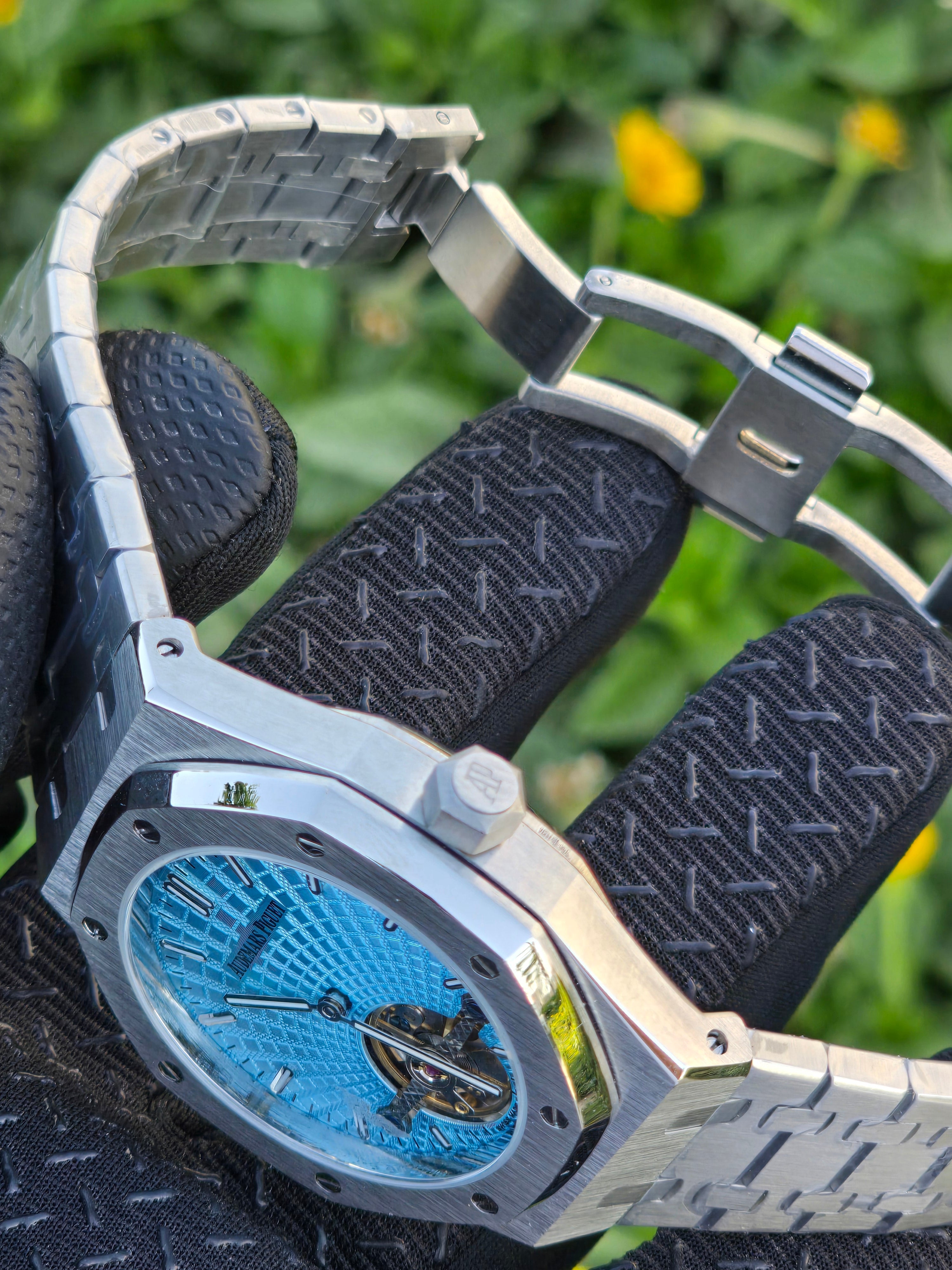 Audemars Piguet Royal Oak Stainless Steel - Silver & Turquoise Dial