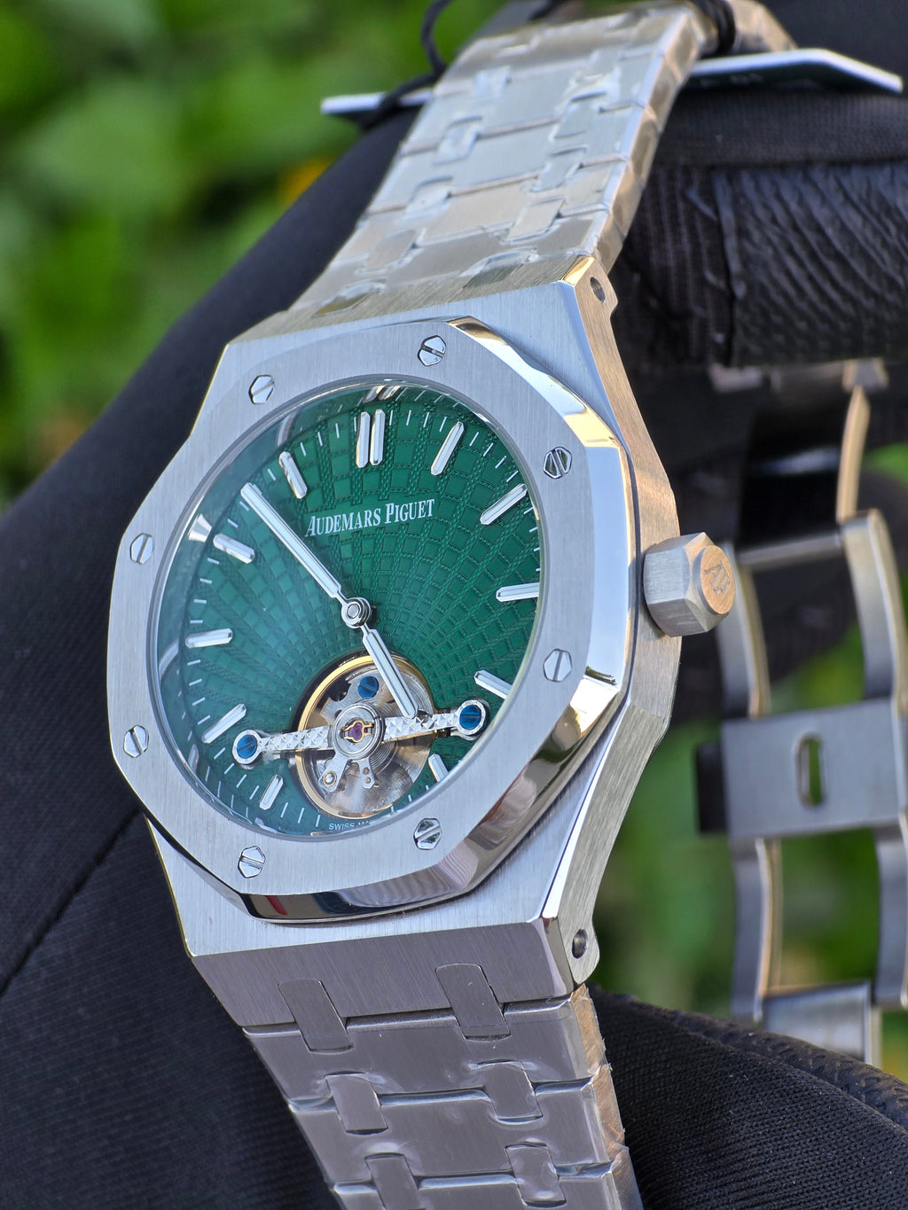 Audemars Piguet Royal Oak Stainless Steel - Silver & Green Dial