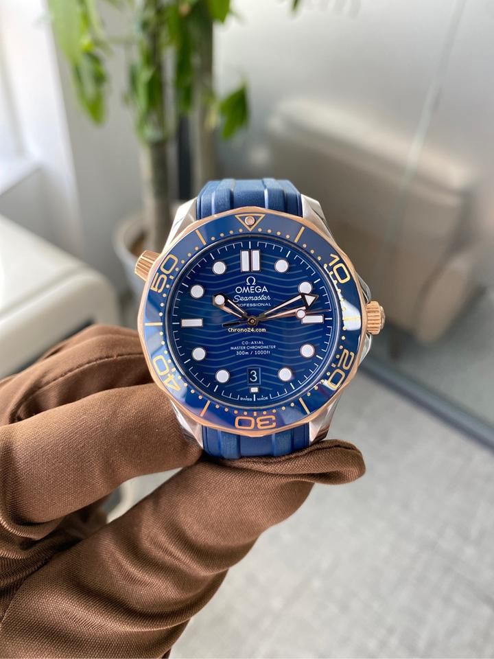 OMEGA Seamaster Diver 300M Co-Axial Master Chronometer 42mm watch