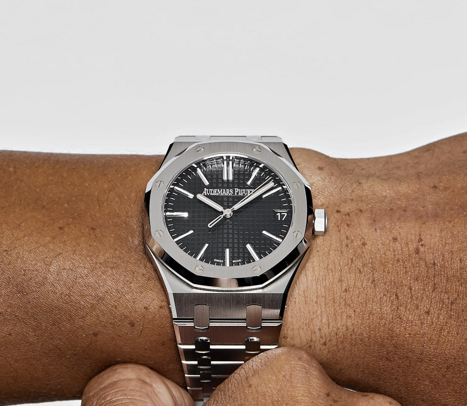 Audemars Piguet Royal Oak Stainless Steel - Black Dial
