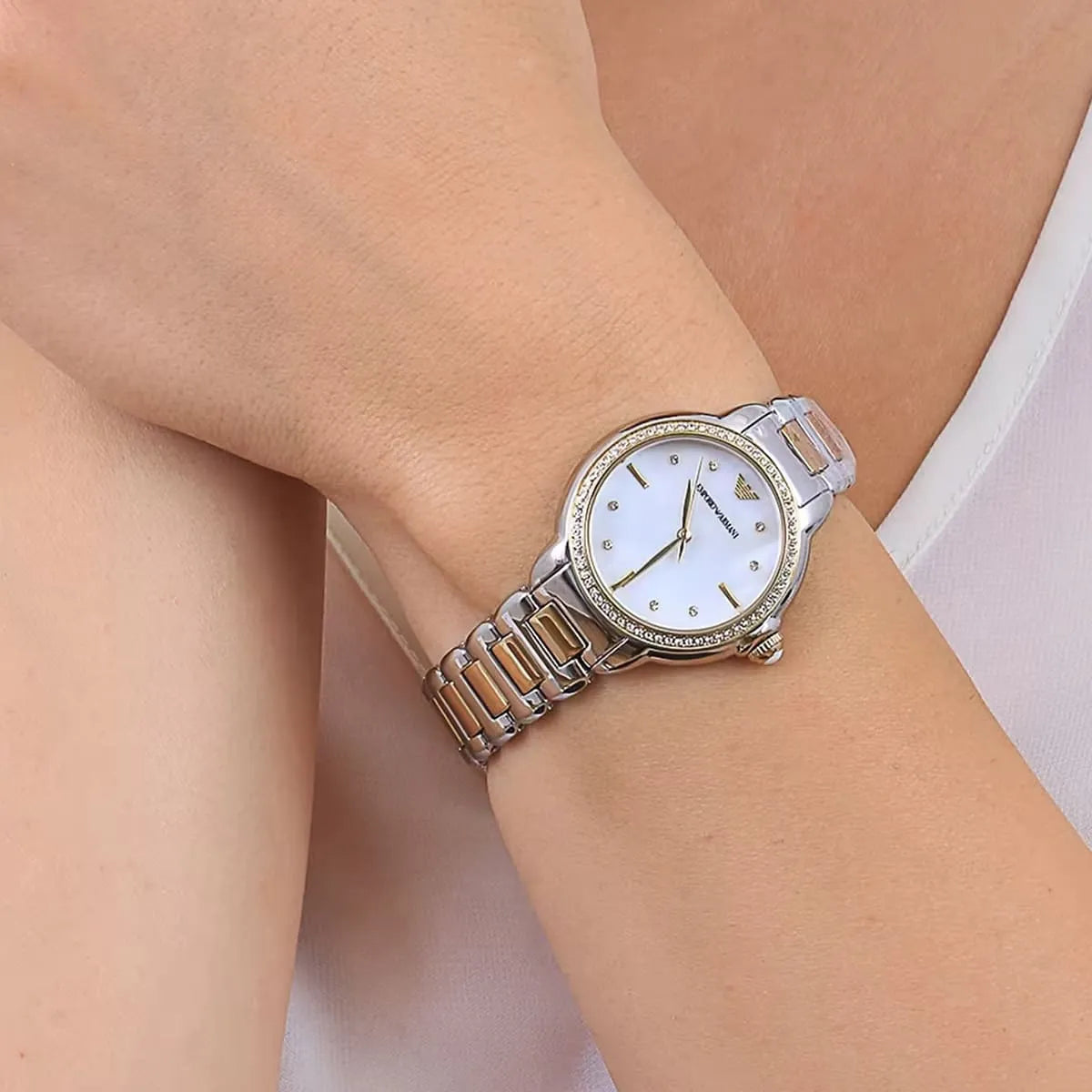 ساعة امبوريو ارماني للنساء AR11524