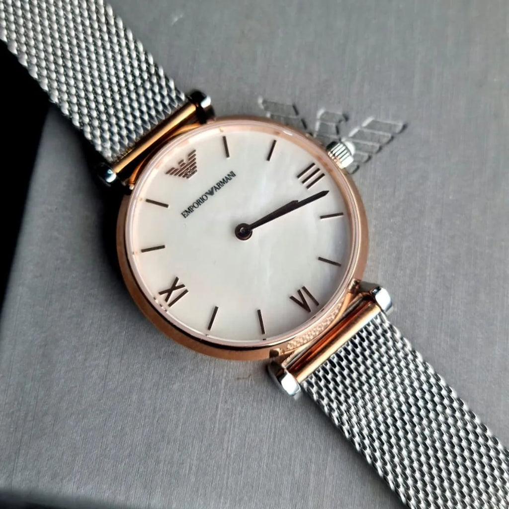 ساعة امبوريو ارماني للنساء AR2067