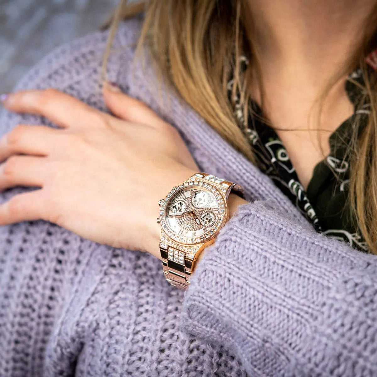 ساعة جيس للنساء GW0320L3