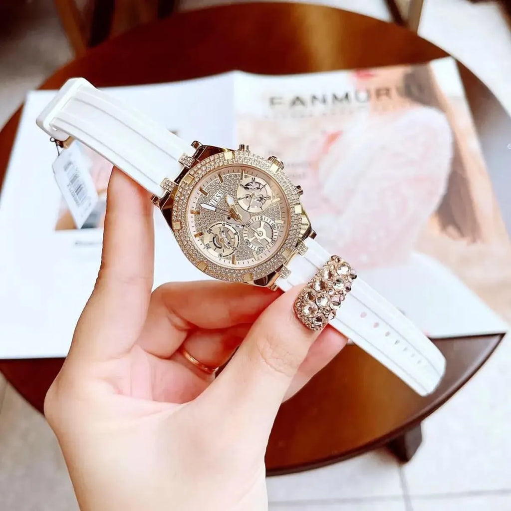 ساعة جيس للنساء GW0407L2