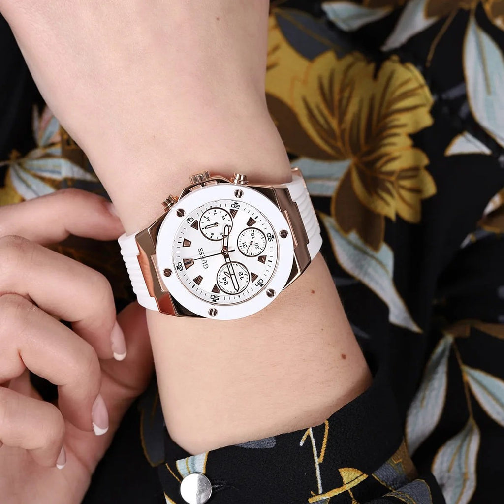 ساعة جيس للنساء GW0030L3