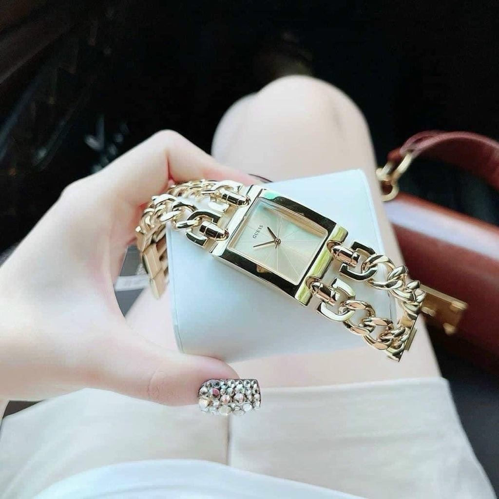 ساعة Guess للنساء W1117L2