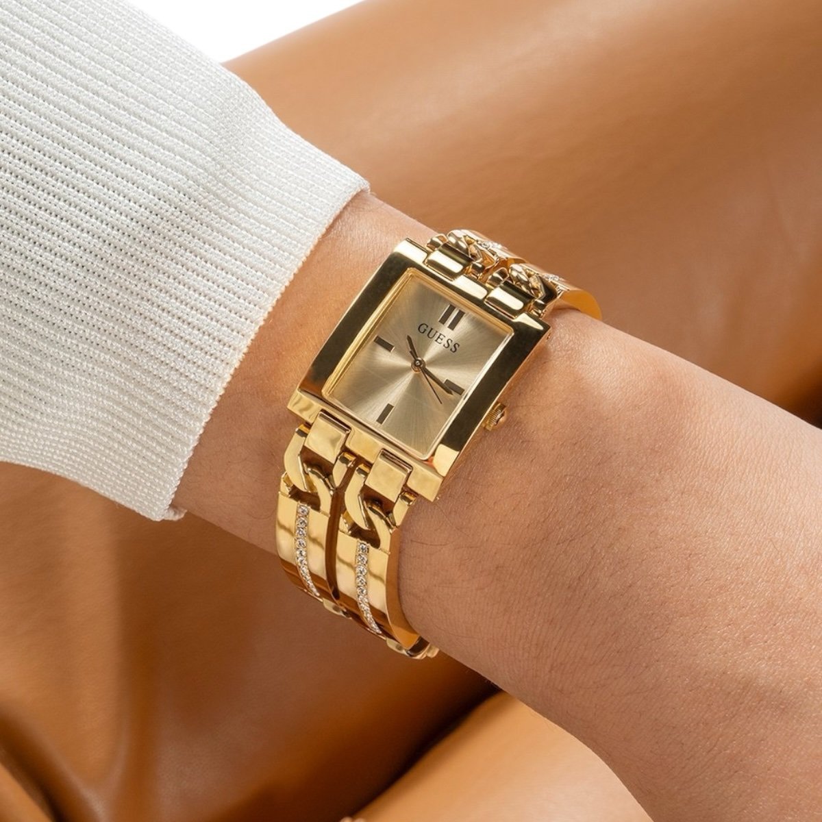 ساعة جيس للنساء GW0668L2