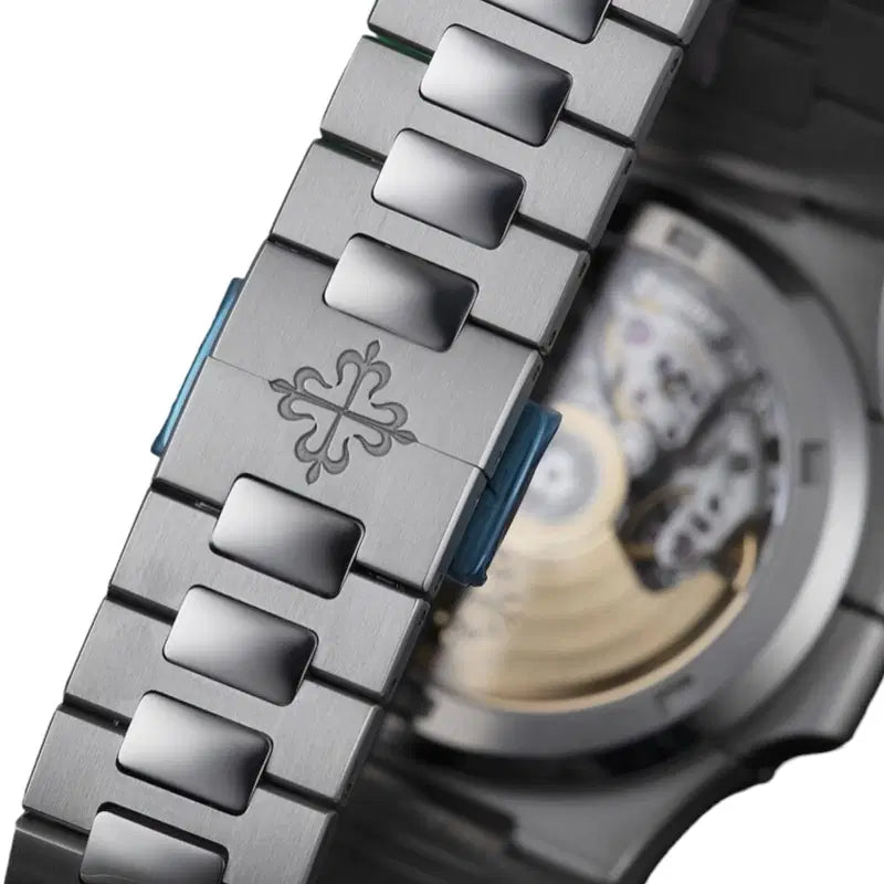 Patek Philippe Nautilus Mirror Original Men's Watch 5740