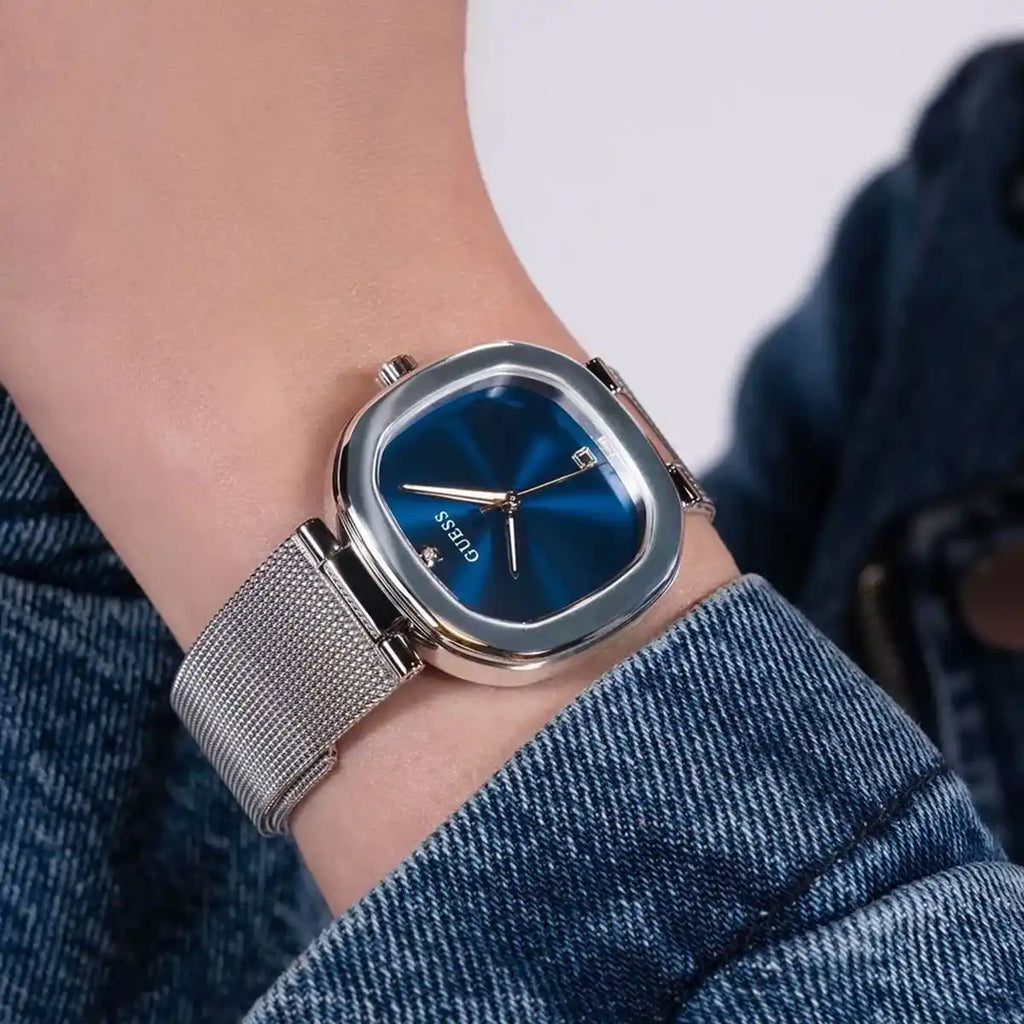 Guess Women's Watch GW0768L1