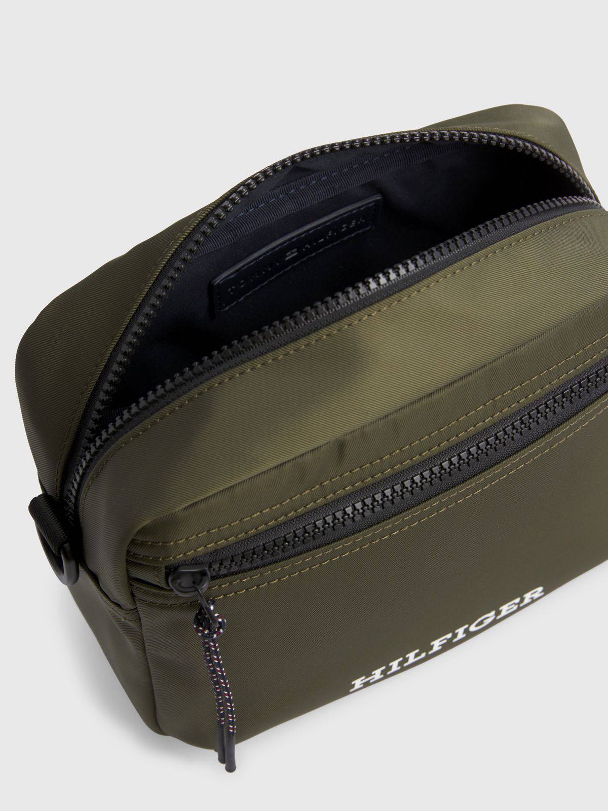 Tommy Hilfiger Men's olive Crossbody