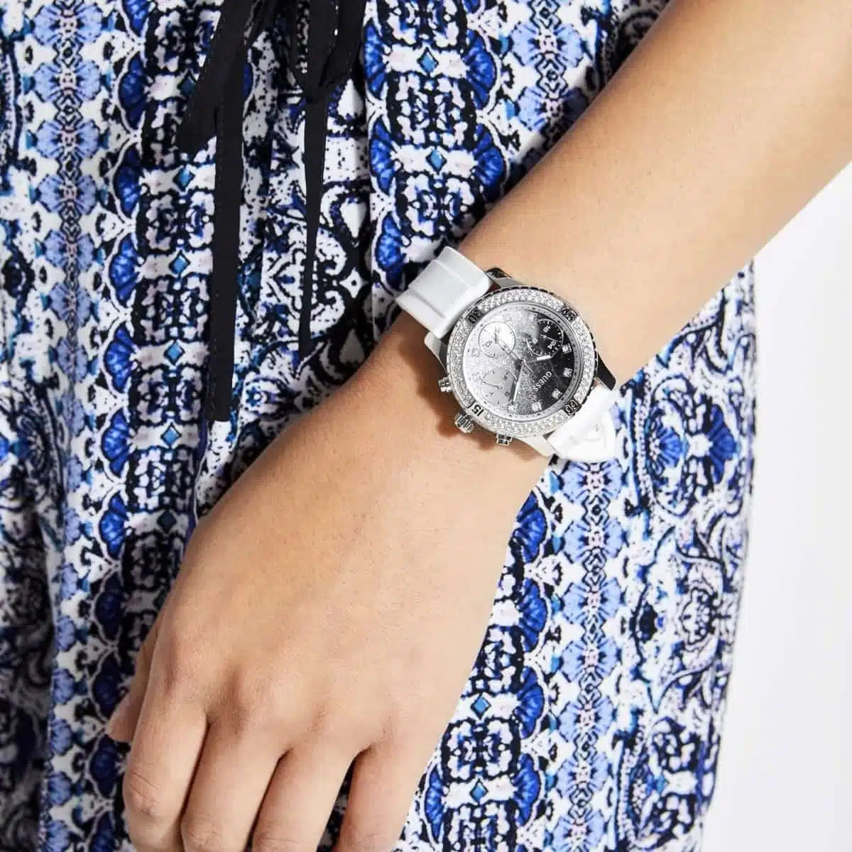 ساعة جيس للنساء W1098L1